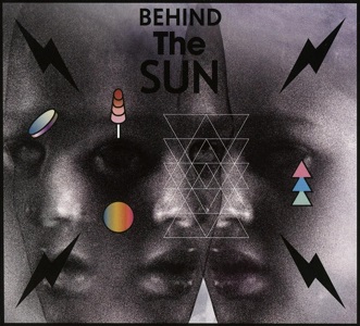 Foto von Behind The Sun